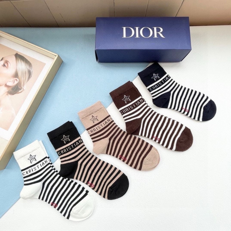 DIOR